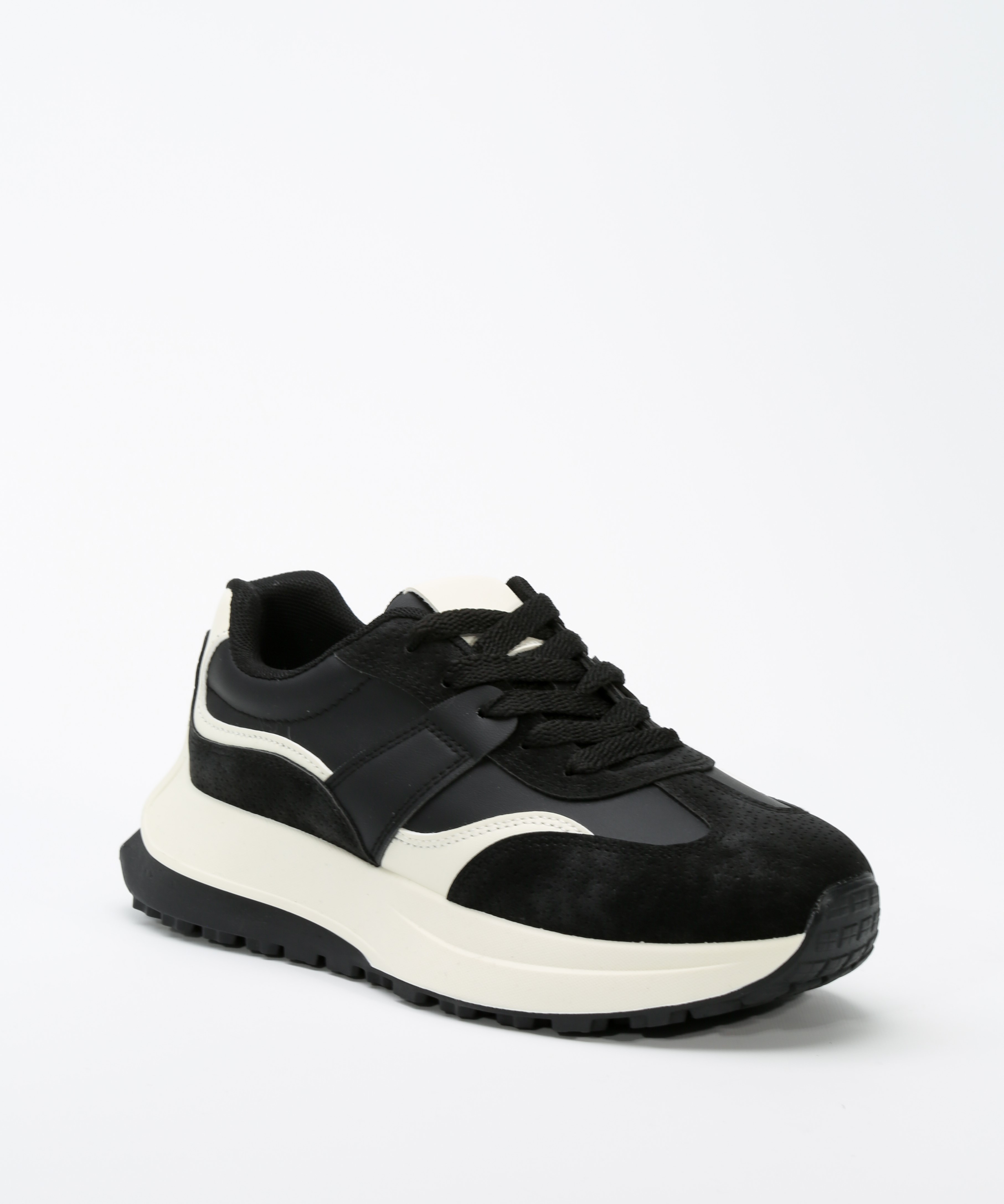 Zapatillas deportivas image number null